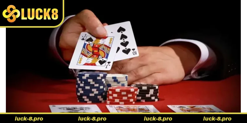 Xì Tố Tại Luck8: Trò Chơi Đánh Bài Đầy Kịch Tính Và Thử Thách